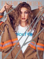 CR ファッションブック 2018 FALL/WINTER (発売日2018年10月10日) 表紙