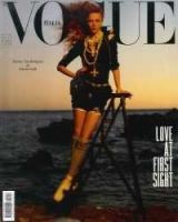 VOGUE ITALIA（ヴォーグ　イタリア） 4月号 表紙