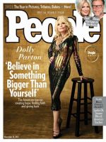 People(ピープル) December 13 2021 表紙