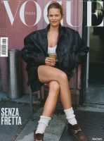 VOGUE ITALIA（ヴォーグ　イタリア） 11月号 表紙