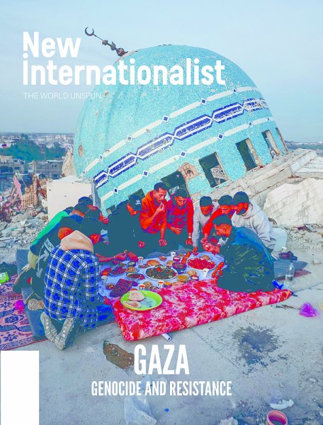New Internationalist（ニューインターナショナリスト）英語版 No. 558 (発売日2025年12月10日) 表紙