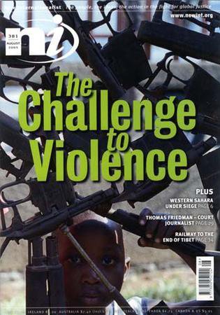 New Internationalist（ニューインターナショナリスト）英語版 No.381 (発売日2005年08月30日) 表紙