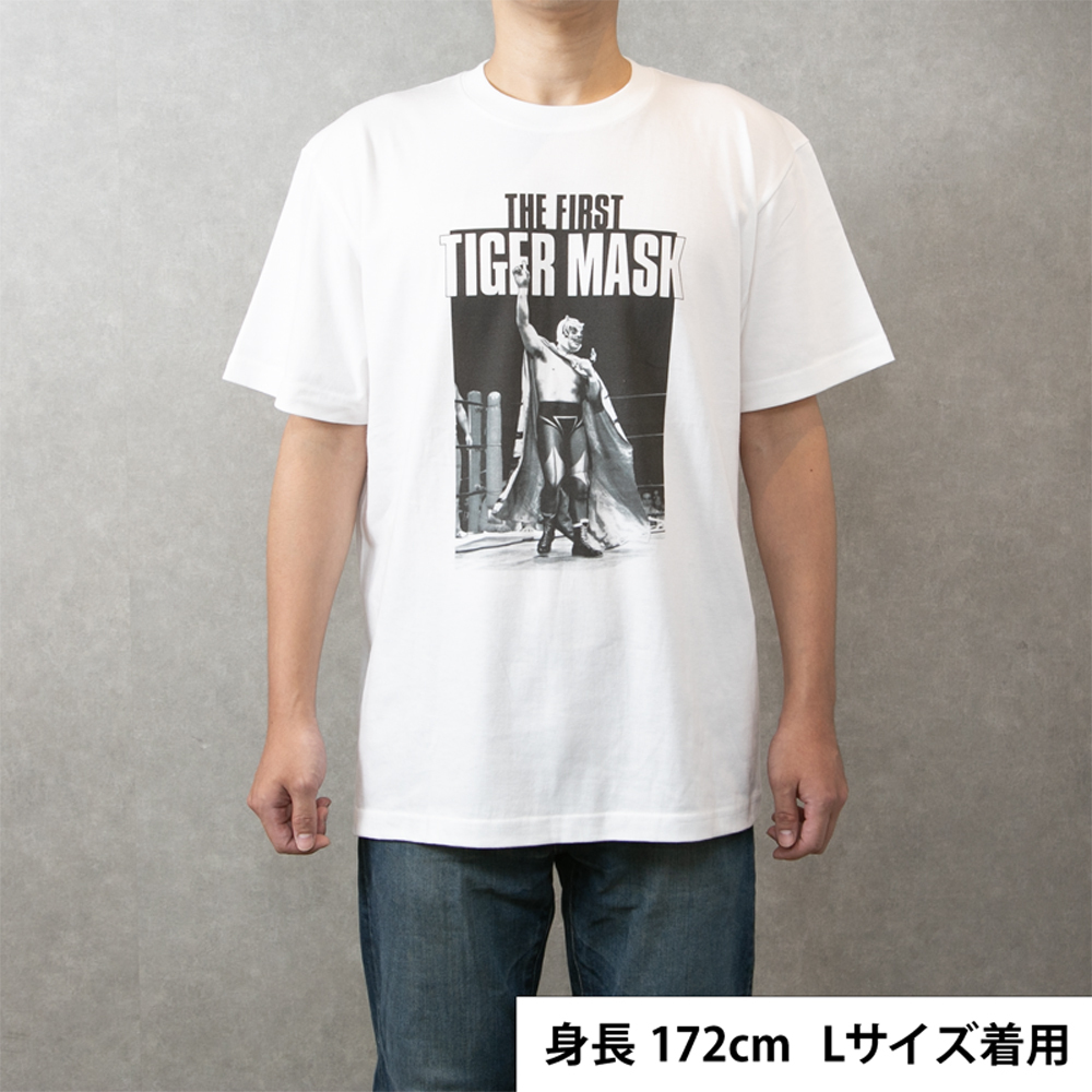 TシャツB 白 着用イメージ（正面）