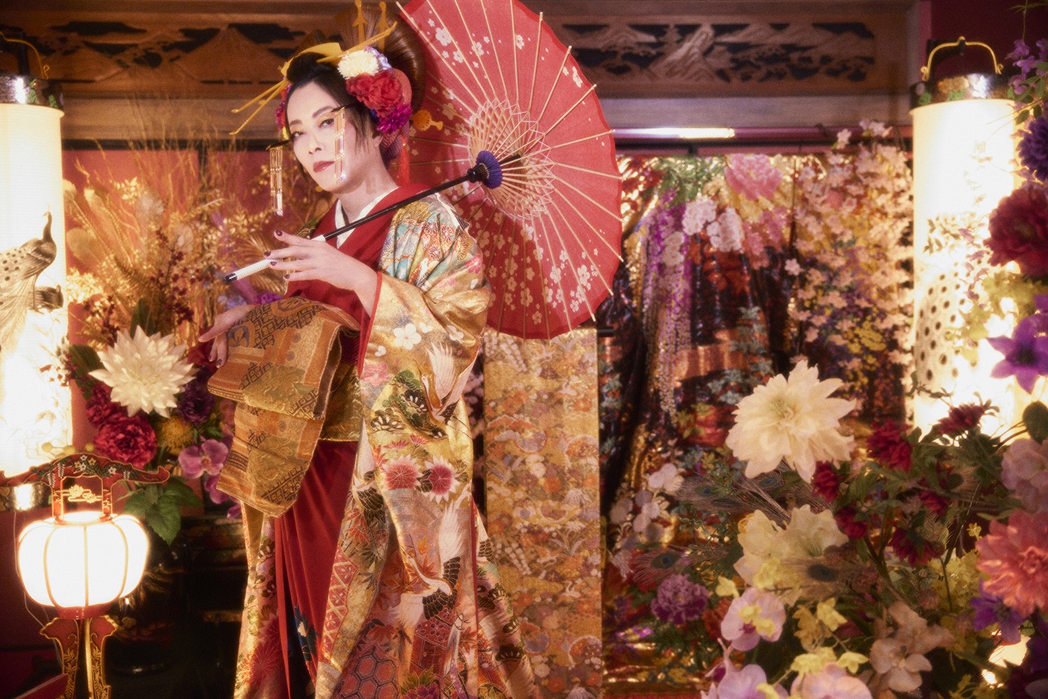 谷山紀章 写真集 kronicle 谷山紀章50歳記念写真集 KRONICLE 2025年08月08日発売号 | 雑誌/定期